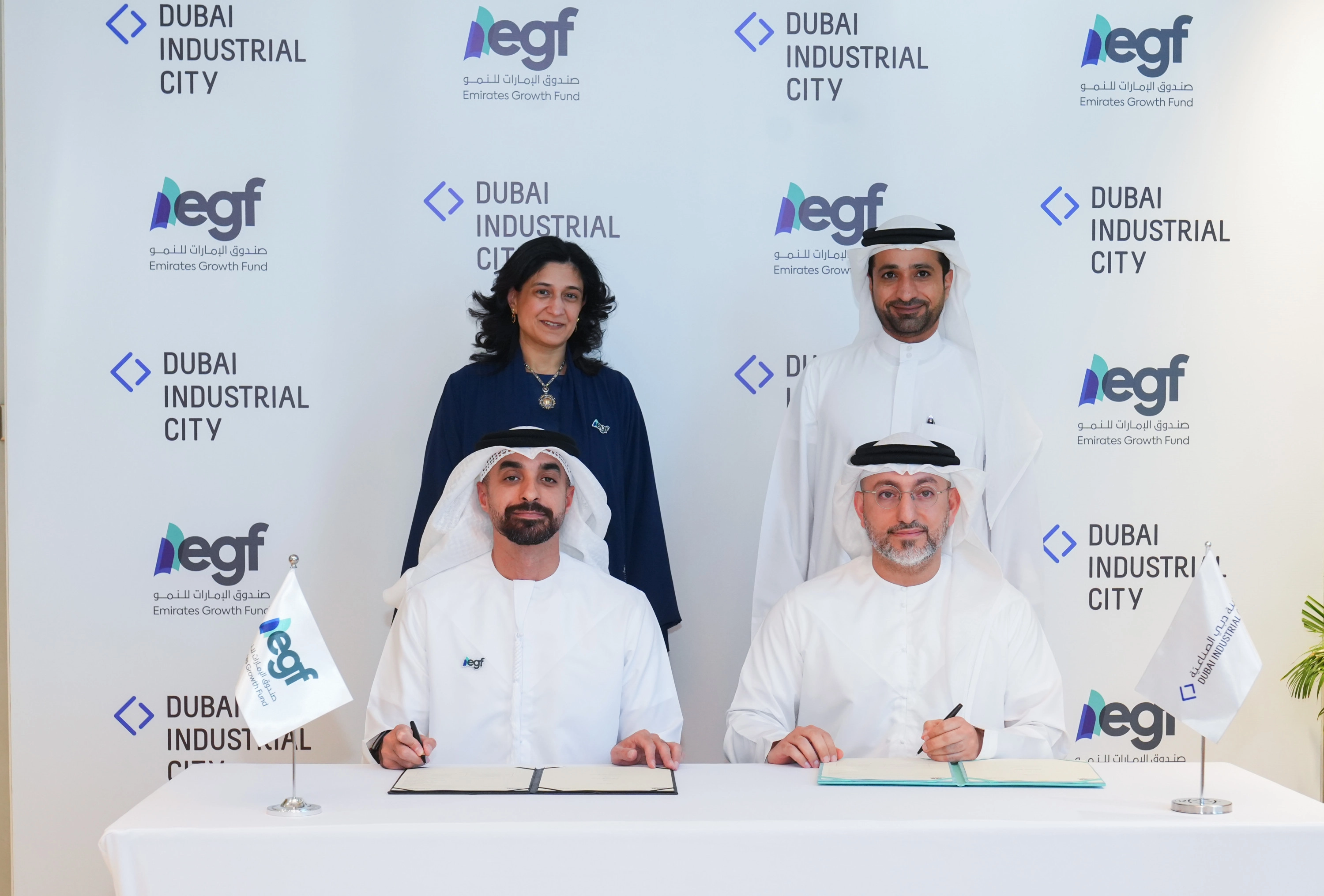 Loading content, please wait...